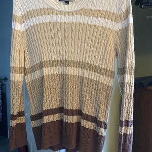 Cable Knit Women’s Sweater- Large